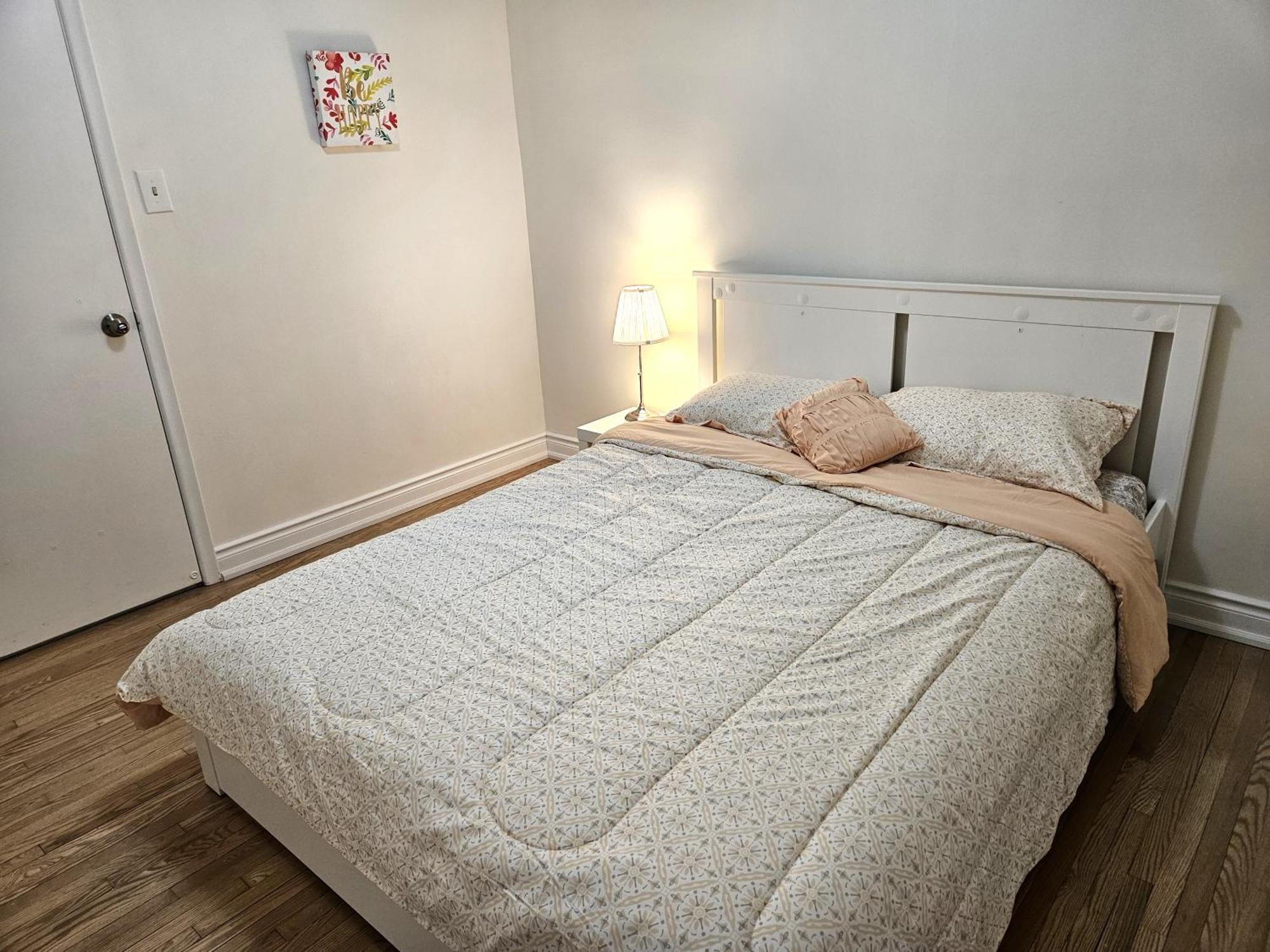 Charming Detached House Near The Airport Apartment Mississauga Ngoại thất bức ảnh