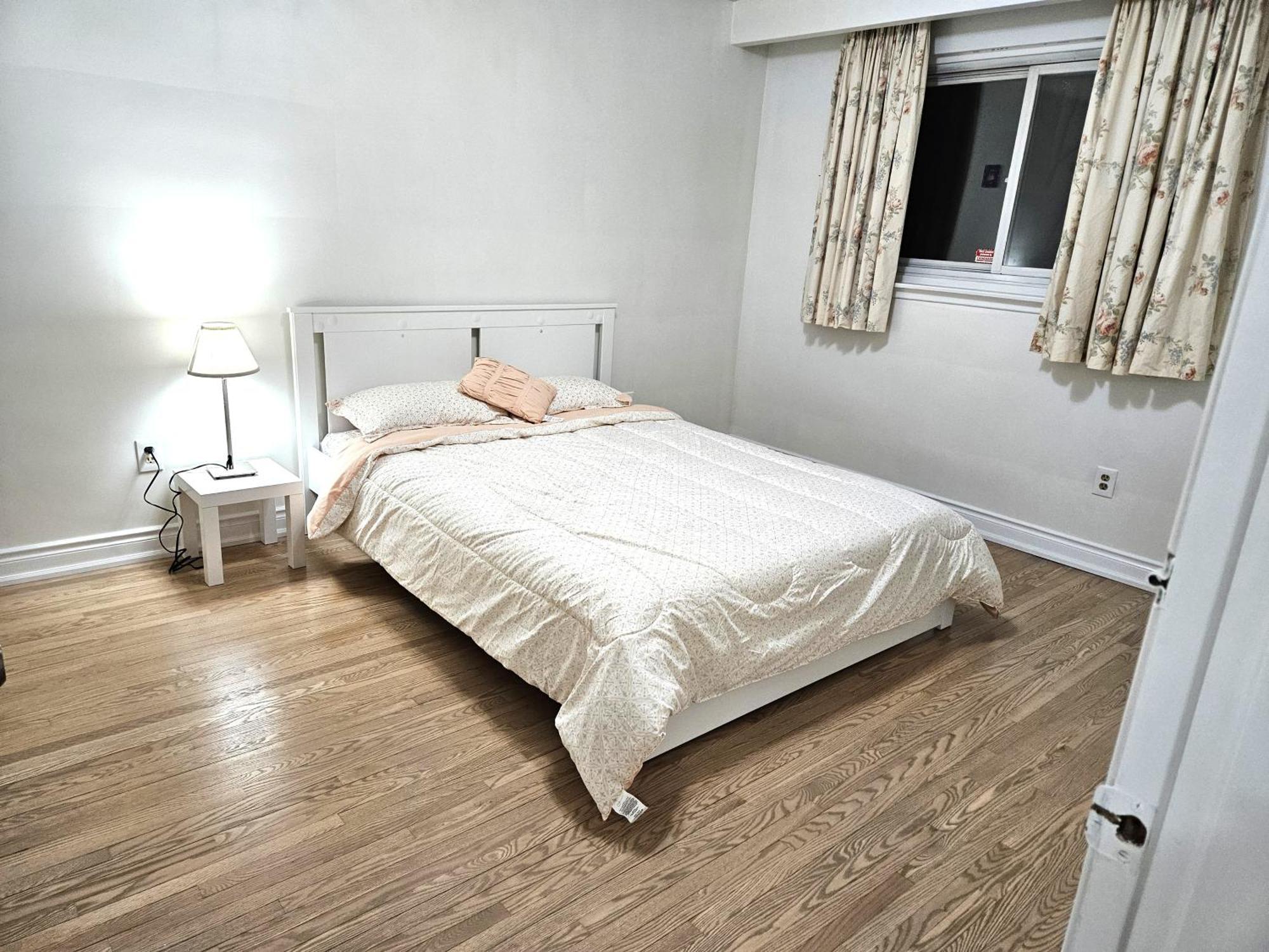 Charming Detached House Near The Airport Apartment Mississauga Ngoại thất bức ảnh